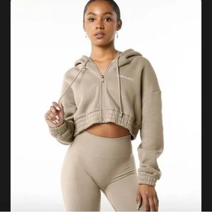 Alphalete Capital Crop Full Zip Hoodie